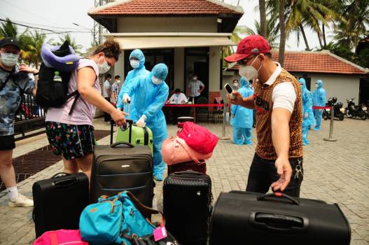 Foreigners treated to 4-star quarantine resort in Hoi An