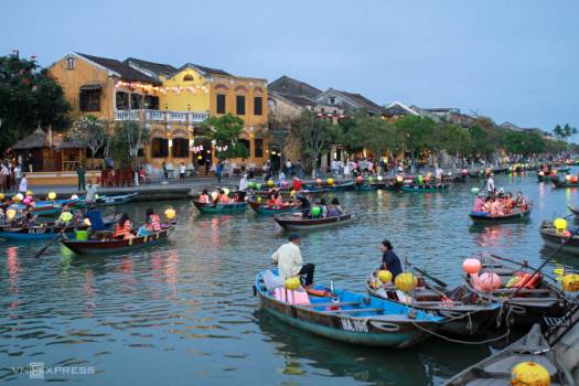 Báo Anh gợi ý các tour du lịch Việt Nam 2022