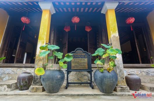 Nhà cổ ở Hội An là tư dinh của đại quan triều Nguyễn, có nhiều báu vật trăm năm