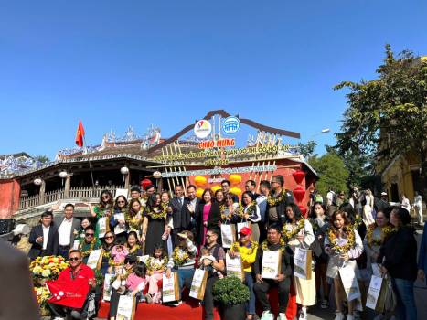 Khởi đầu năm mới, 29 du khách Philippines ‘mở hàng’ cho du lịch Hội An