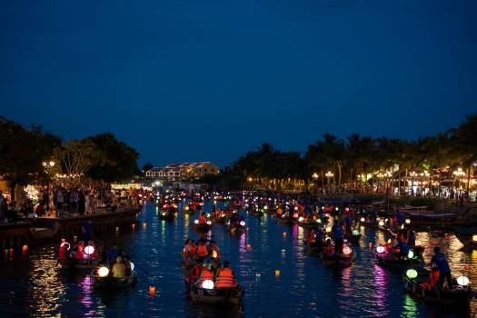 Thế giới nêu 7 điều tuyệt vời nhất nên làm ở Hội...