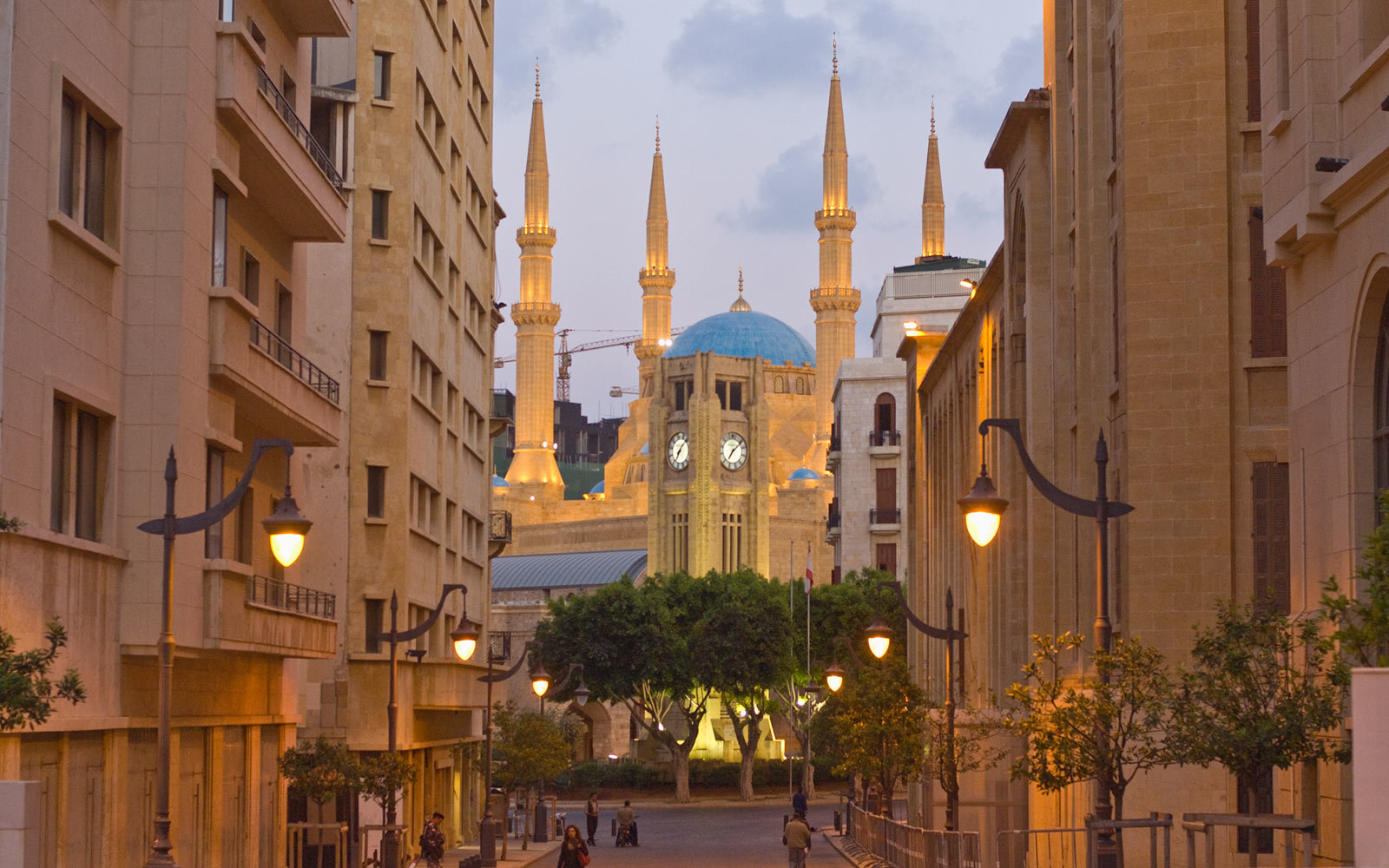 etiole square and mosque al amin beirut lebanon 15 TOPCITIESWB18