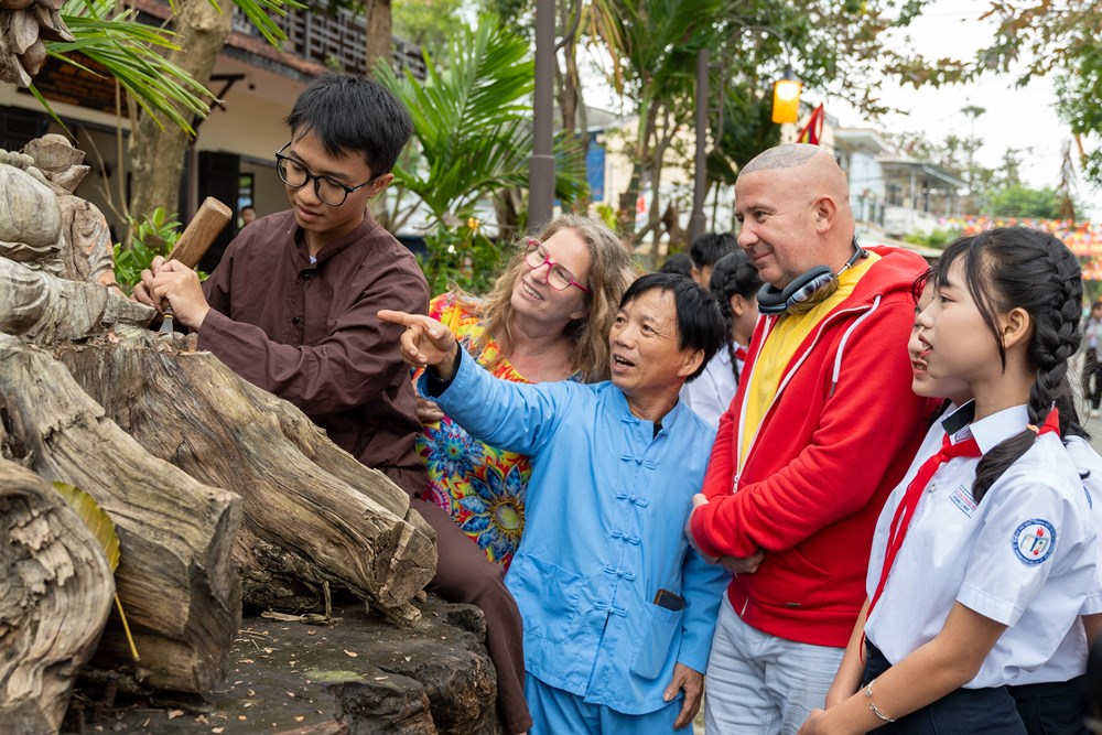 nghe nhan huynh suong ao xanh ofhs